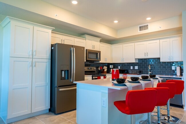 Photo - 3171 Paradox Cir Townhome