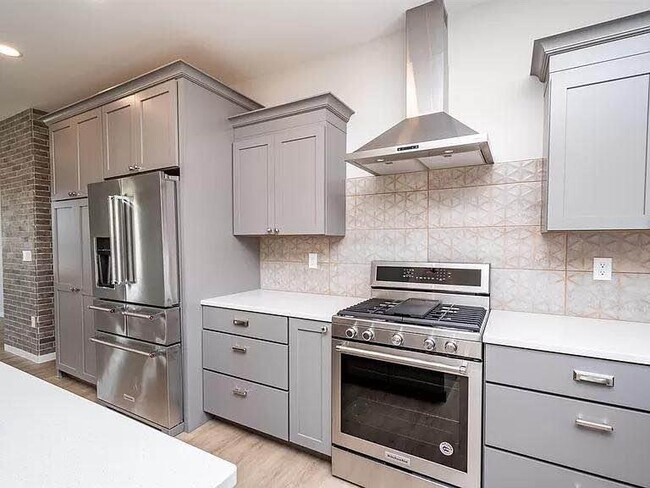 Foto del edificio - 4833 Preston Ln