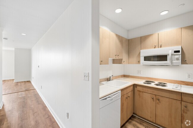 1 dormitorio, 1 baño - 528 pies cuadrados - Área de entrada - Tremont Commons