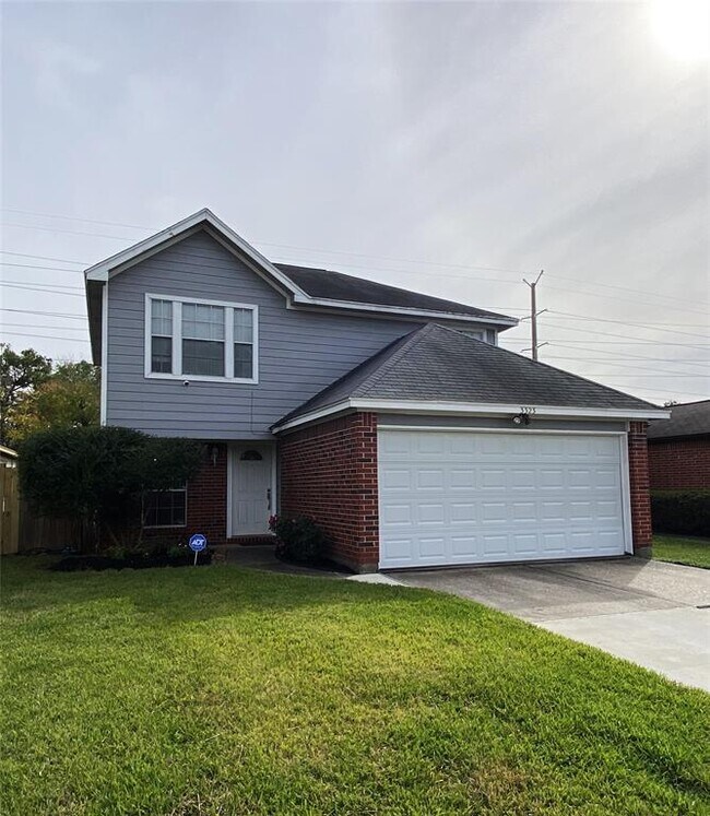 Building Photo - 3323 Monza Dr