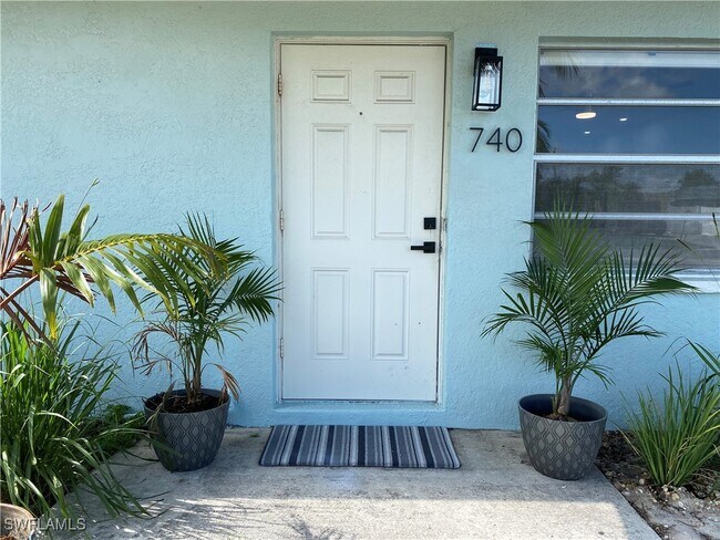 Foto del edificio - 740 108th Ave N