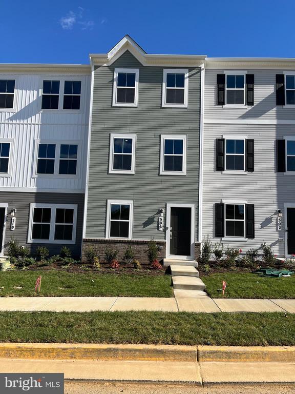 Foto principal - 306 Watercourse Dr