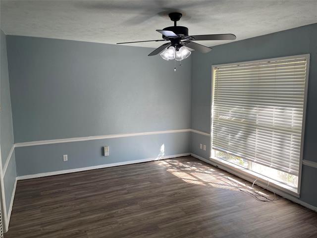 Building Photo - 409 Wildwood Dr
