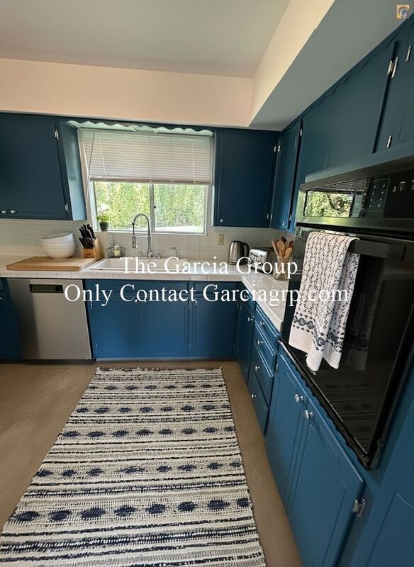 Photo - 17050 SE Gurnee Ave House