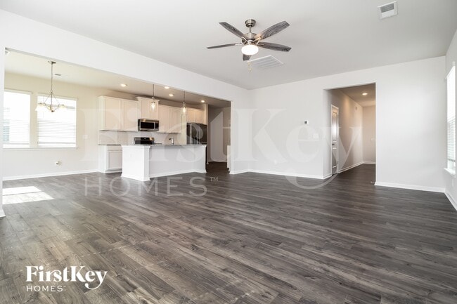 Building Photo - 302 Ashborne Ln