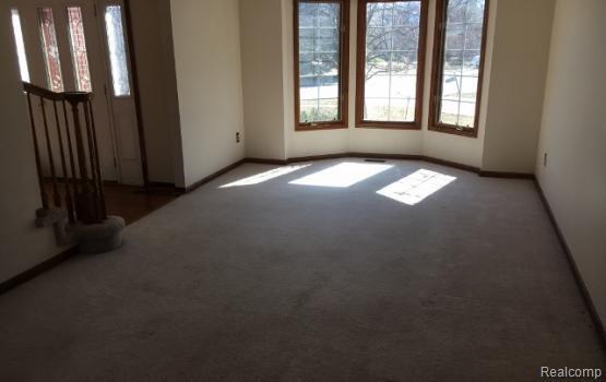 Building Photo - 2525 Oak Trail Dr