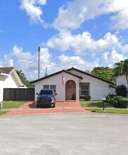 Building Photo - 8121 SW 136th Pl