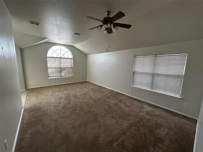 Foto del edificio - 5517 Timber Ridge Ct