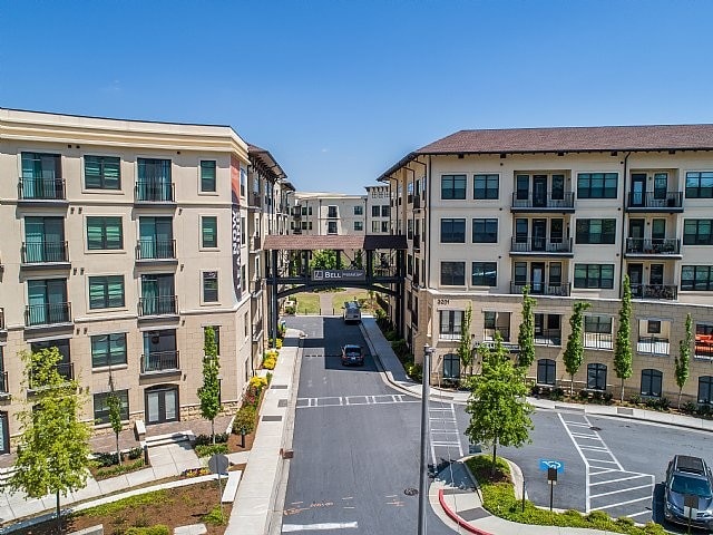 Building Photo - ZZZBell Buckhead West