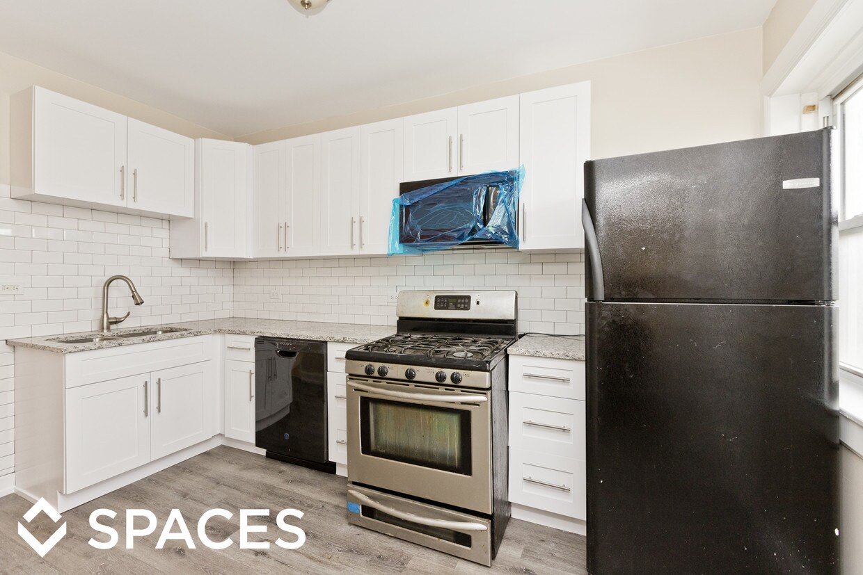 Foto principal - 1043 N Christiana Ave