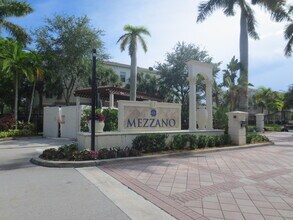 Building Photo - 9873 Baywinds Blvd