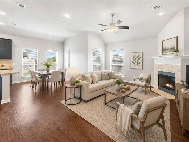 Foto del edificio - 4161 Shallow Creek Loop
