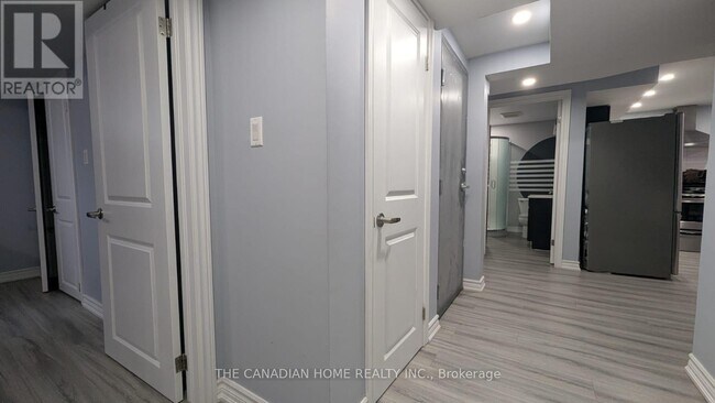 Photo du bâtiment - 5622 Osprey Avenue