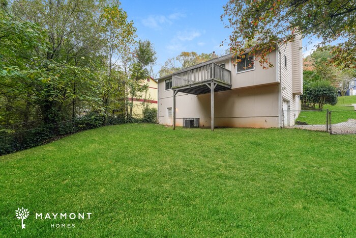 Foto del edificio - 2624 Laurel View Dr