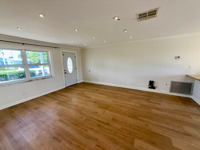 Foto del edificio - 1504 SW 18th St