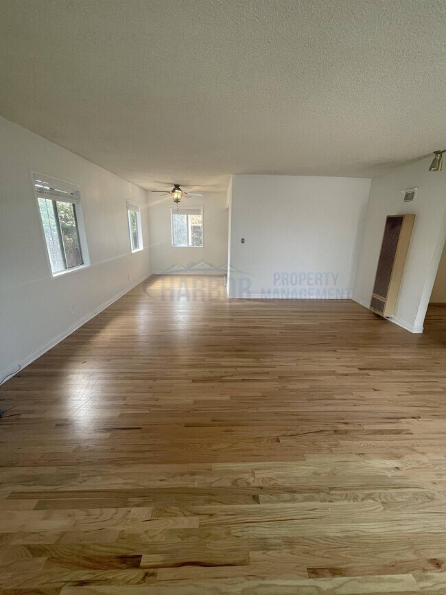 Building Photo - 2906 Spreckels Ct