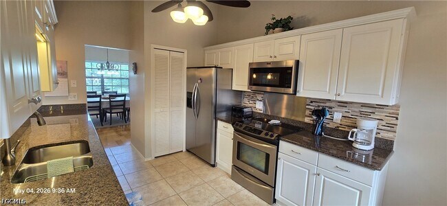 Building Photo - 9598 Halyards Ct