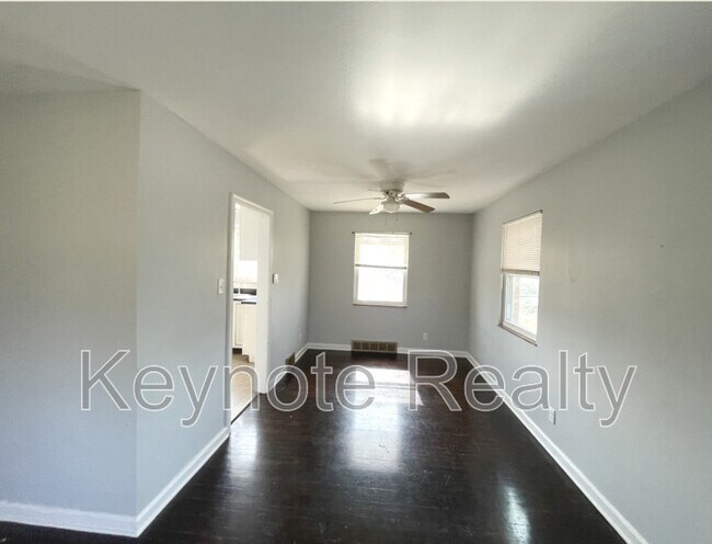 Foto del edificio - 3112 Grand Ave