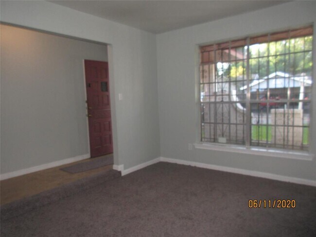 Building Photo - 1107 Cherry Spring Dr