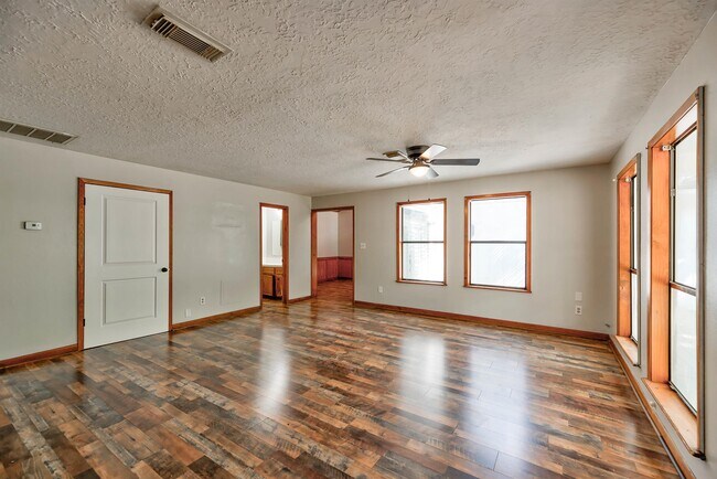Foto del edificio - 528 27th St