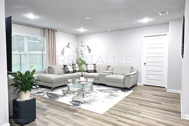 Foto del edificio - Smart 4 Bd / 2 Ba Home in West Mobile Gate...