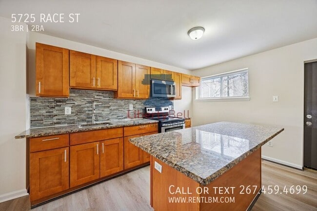 Photo - 5725 Race St House