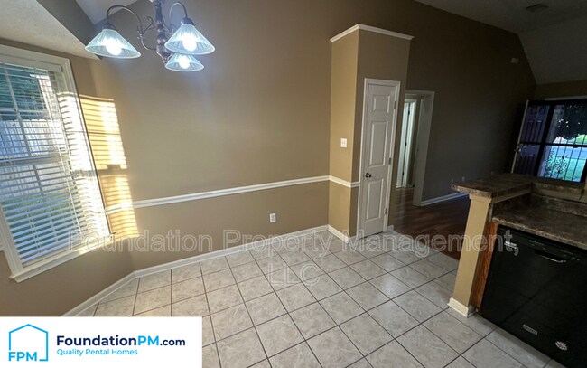 Foto del edificio - 7197 Amberly Way Dr