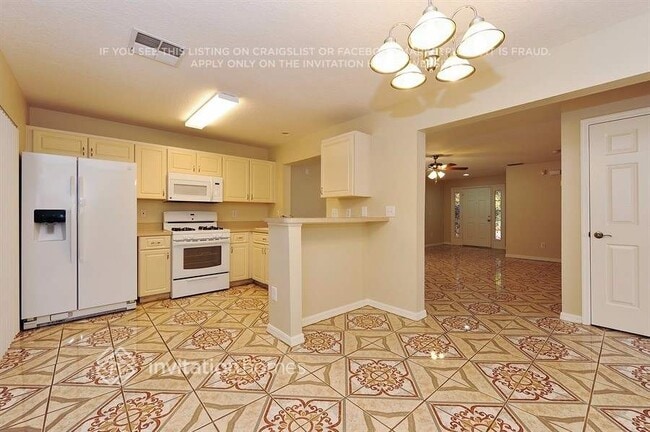Building Photo - 6144 Skylarkcrest Dr