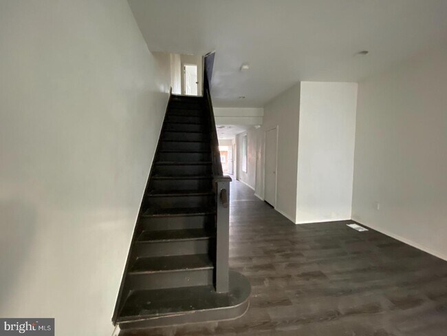 Building Photo - 2543 N 9th St