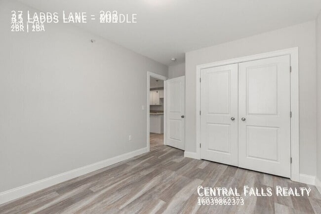 Building Photo - 37 Ladds Ln