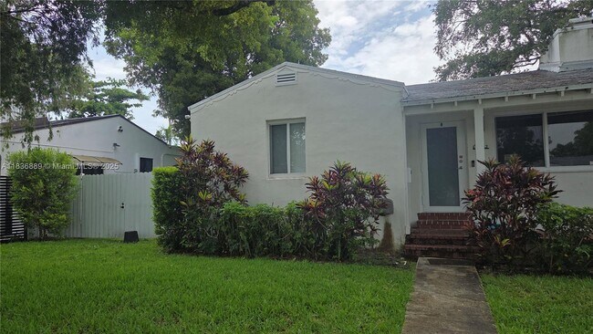 Foto del edificio - 2462 SW 20th St