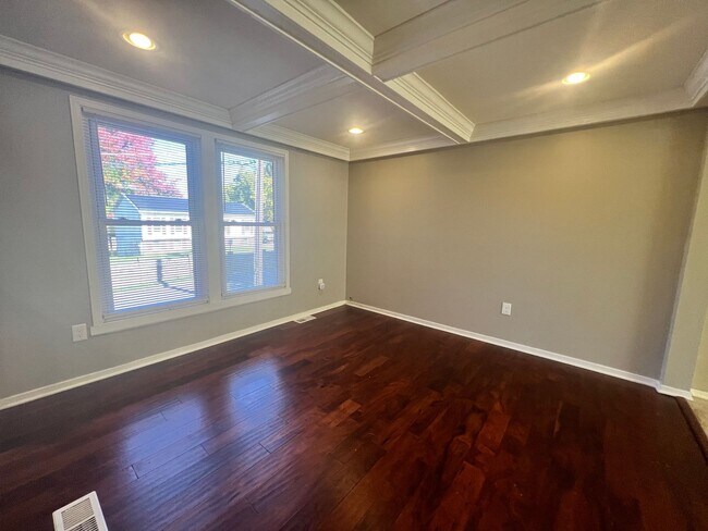 Foto del edificio - Lovely 4 BR/3 BA Single-Family Home in Cap...