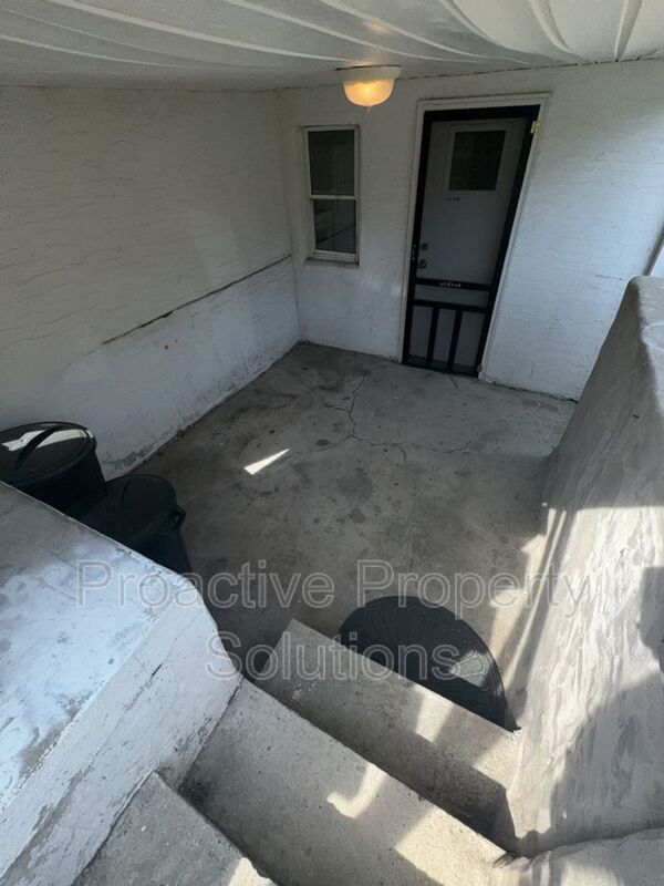 Building Photo - 532 -534 Cherry St