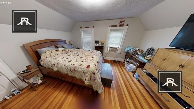 Building Photo - 2 bedroom in Newton MA 02461