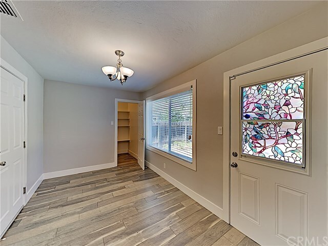 Building Photo - 2428 Drayton Dr