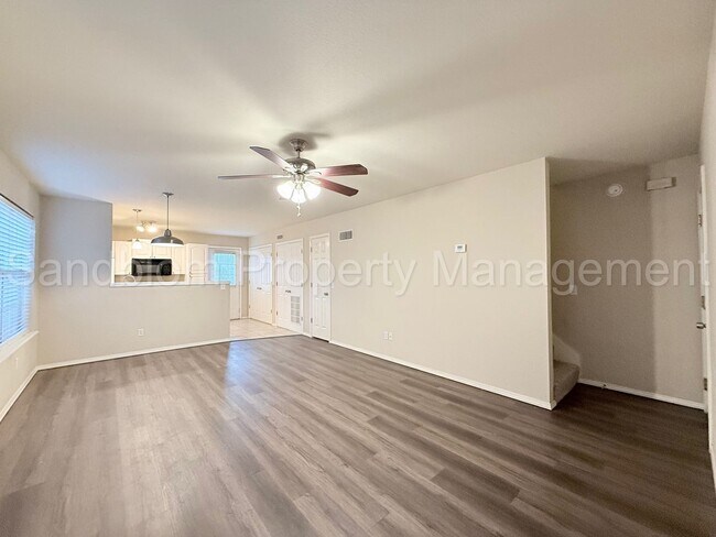 Foto del edificio - 4031 Rawson Rd