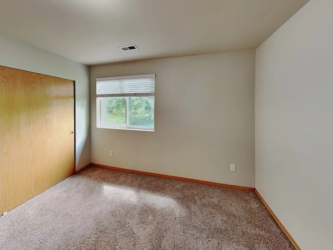 Building Photo - 32019 40th Pl SW