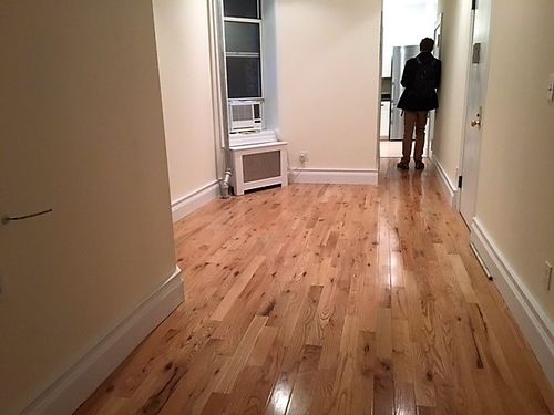 Foto del edificio - 421 W 43rd St