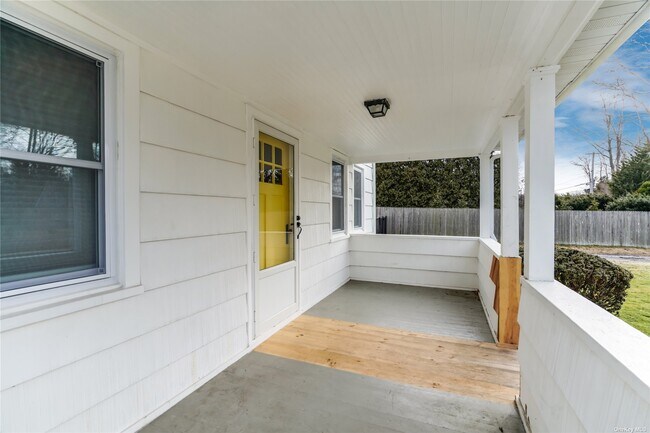 Building Photo - 26 Hazelwood Ave