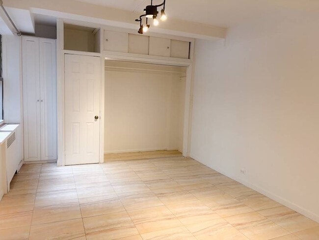 Foto del edificio - 420 W 206th St