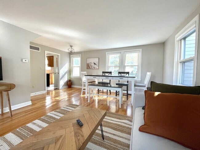 Foto del edificio - 13 Krampf Cir