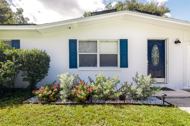 Building Photo - 1459 Jeffords St