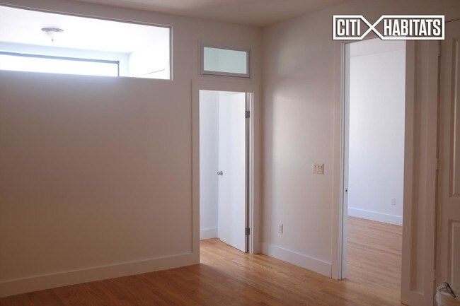 Foto del edificio - 180 N 10th St