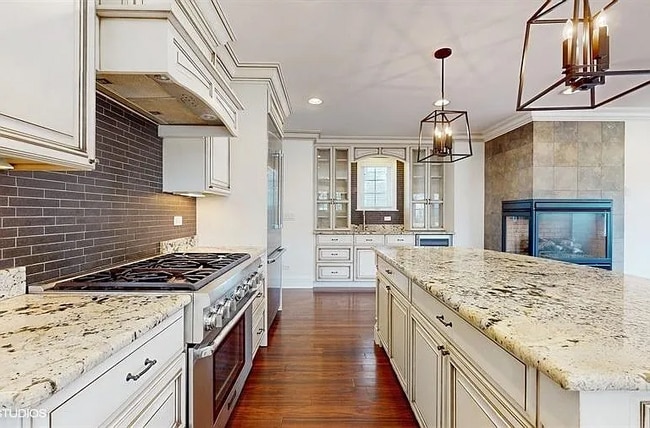 Foto del edificio - 187 Forest St