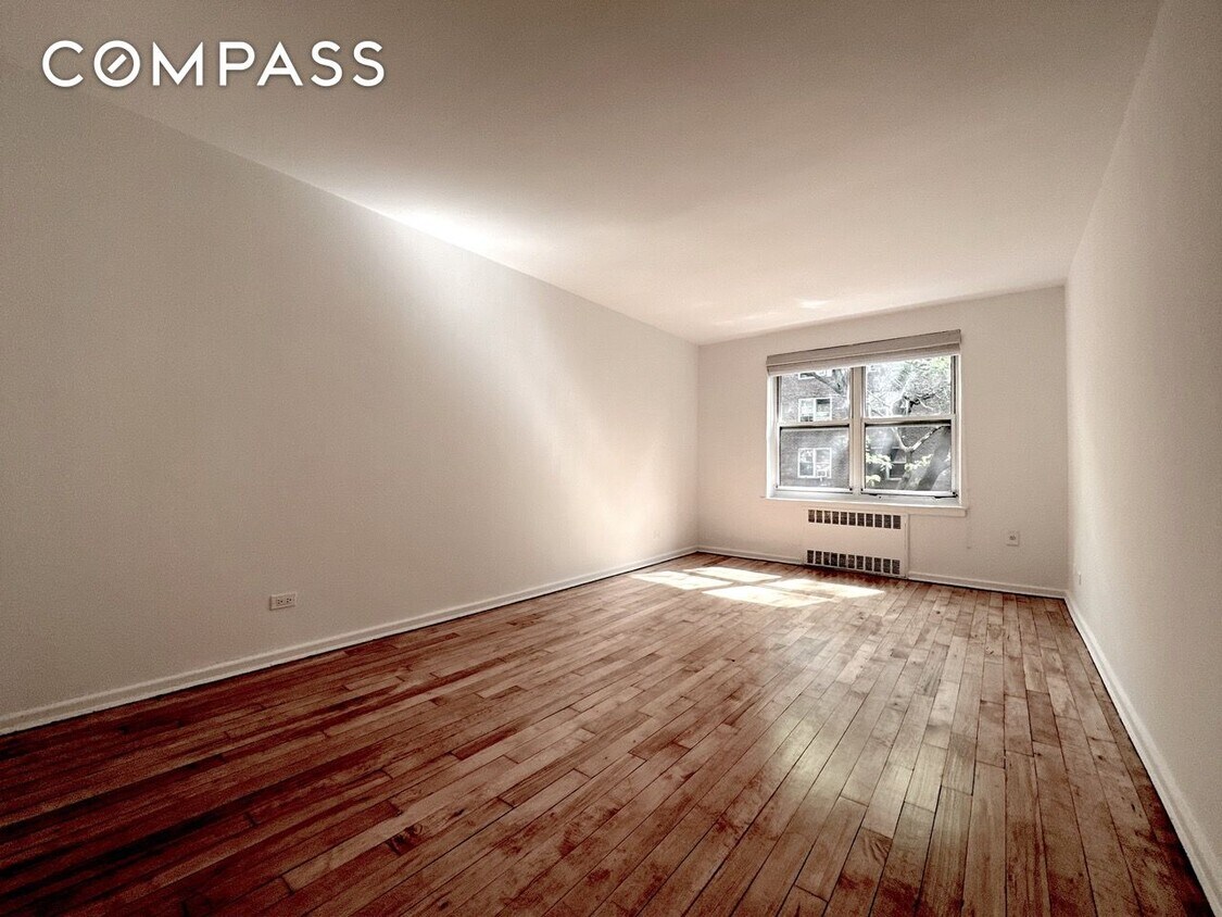 3326 82nd St Queens, NY 11372 Alquileres en Queens, NY