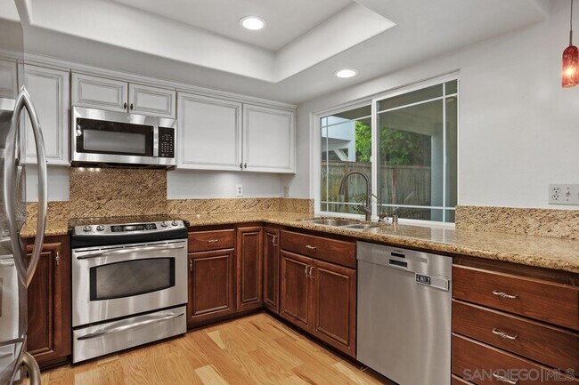 Building Photo - 14164 Bahama Cove