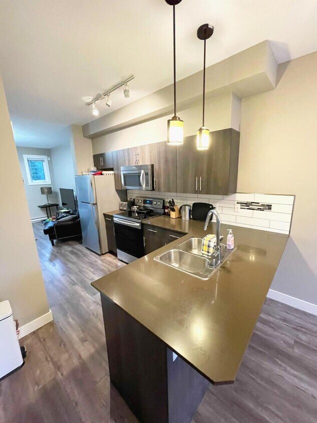 Photo principale - 2 bedroom in Kitimat BC V8C 2N9