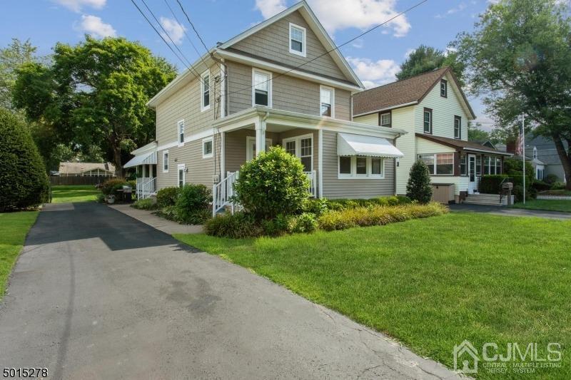 Primary Photo - 160 Stout Ave