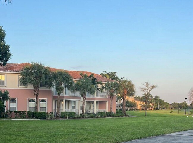 Foto del edificio - 10242 NW 7th St