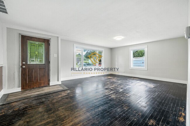 Foto del edificio - Charming Updated 3-Bedroom Ranch in Anderson, IN, Available Now!